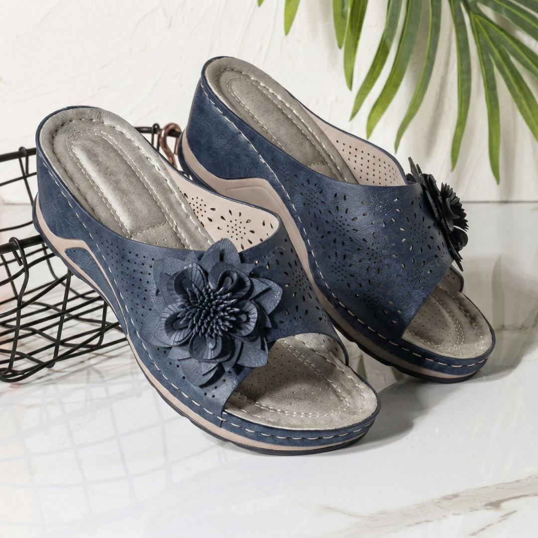 Zachte Leren Sandalen Met Steun Voor De Voorkeursboog